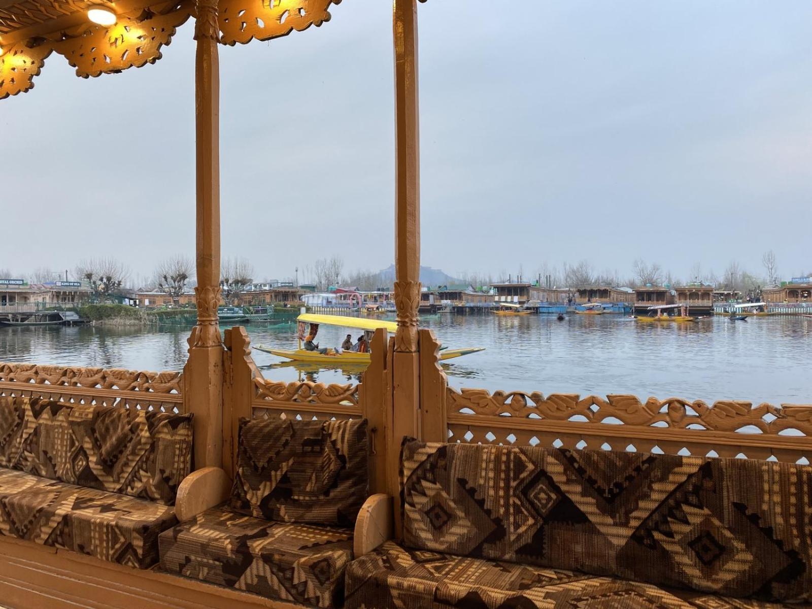 The Heritage Group Of Houseboats Σριναγκάρ Εξωτερικό φωτογραφία