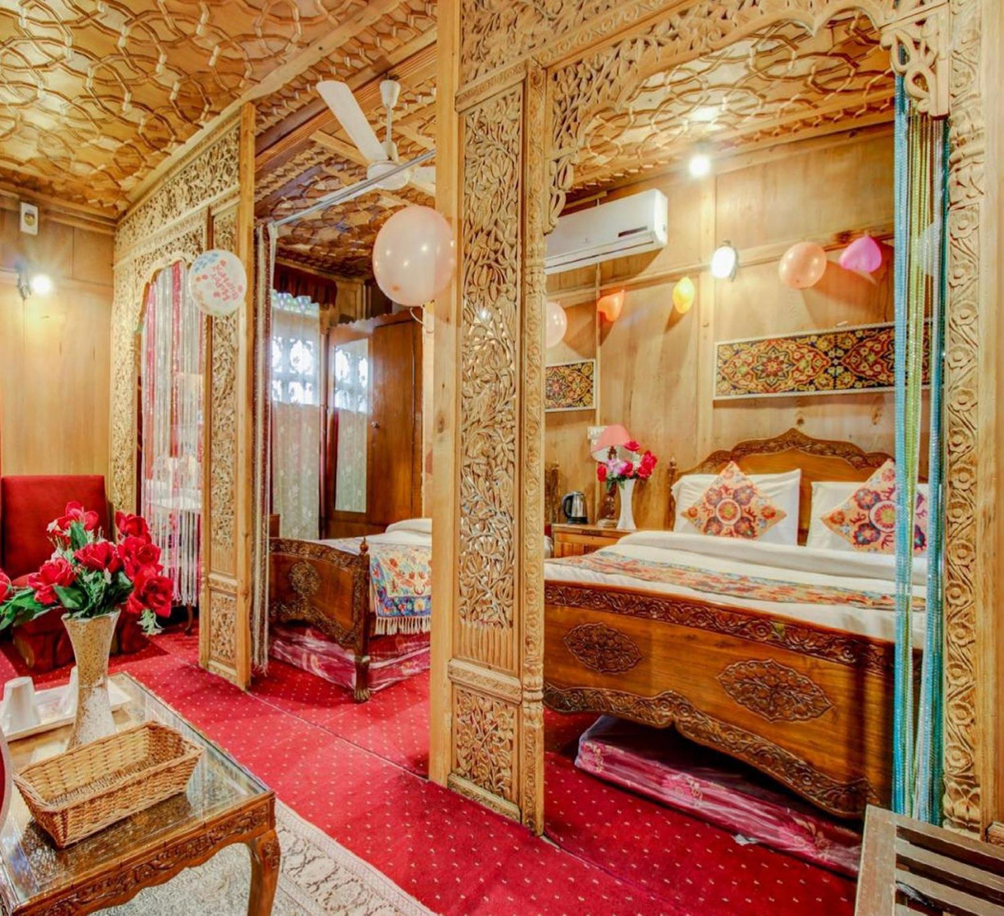 The Heritage Group Of Houseboats Σριναγκάρ Εξωτερικό φωτογραφία