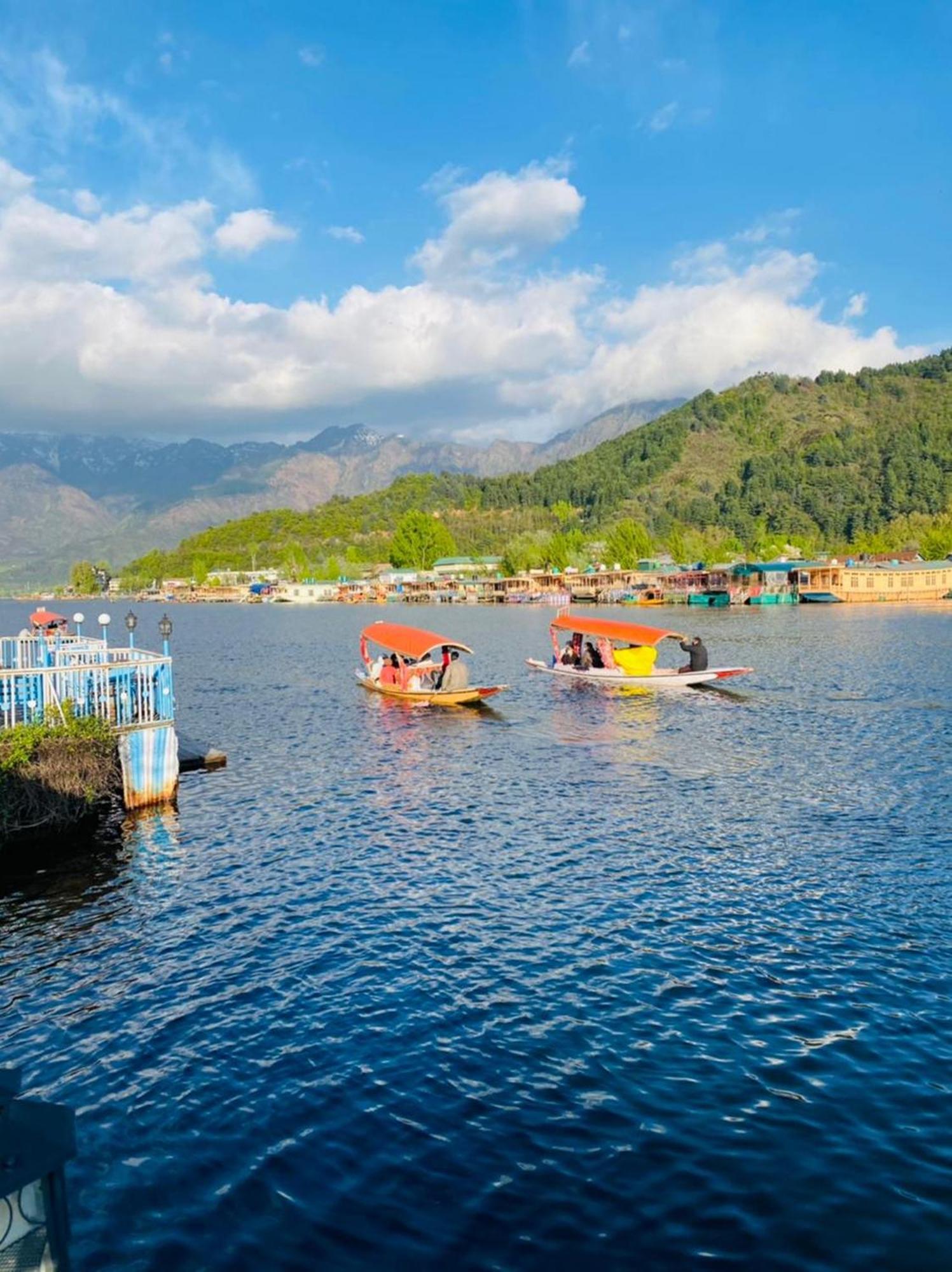 The Heritage Group Of Houseboats Σριναγκάρ Εξωτερικό φωτογραφία