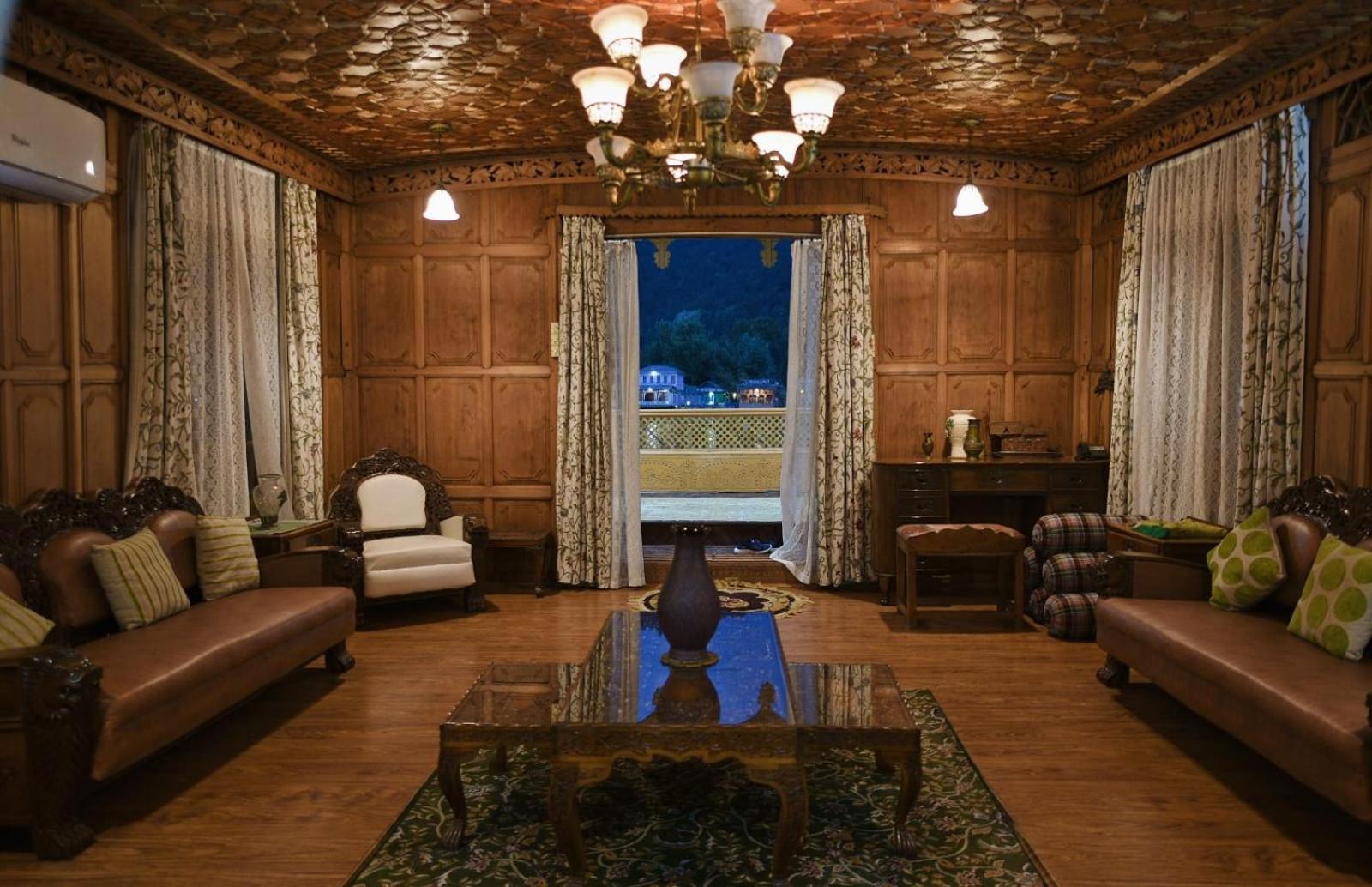 The Heritage Group Of Houseboats Σριναγκάρ Εξωτερικό φωτογραφία
