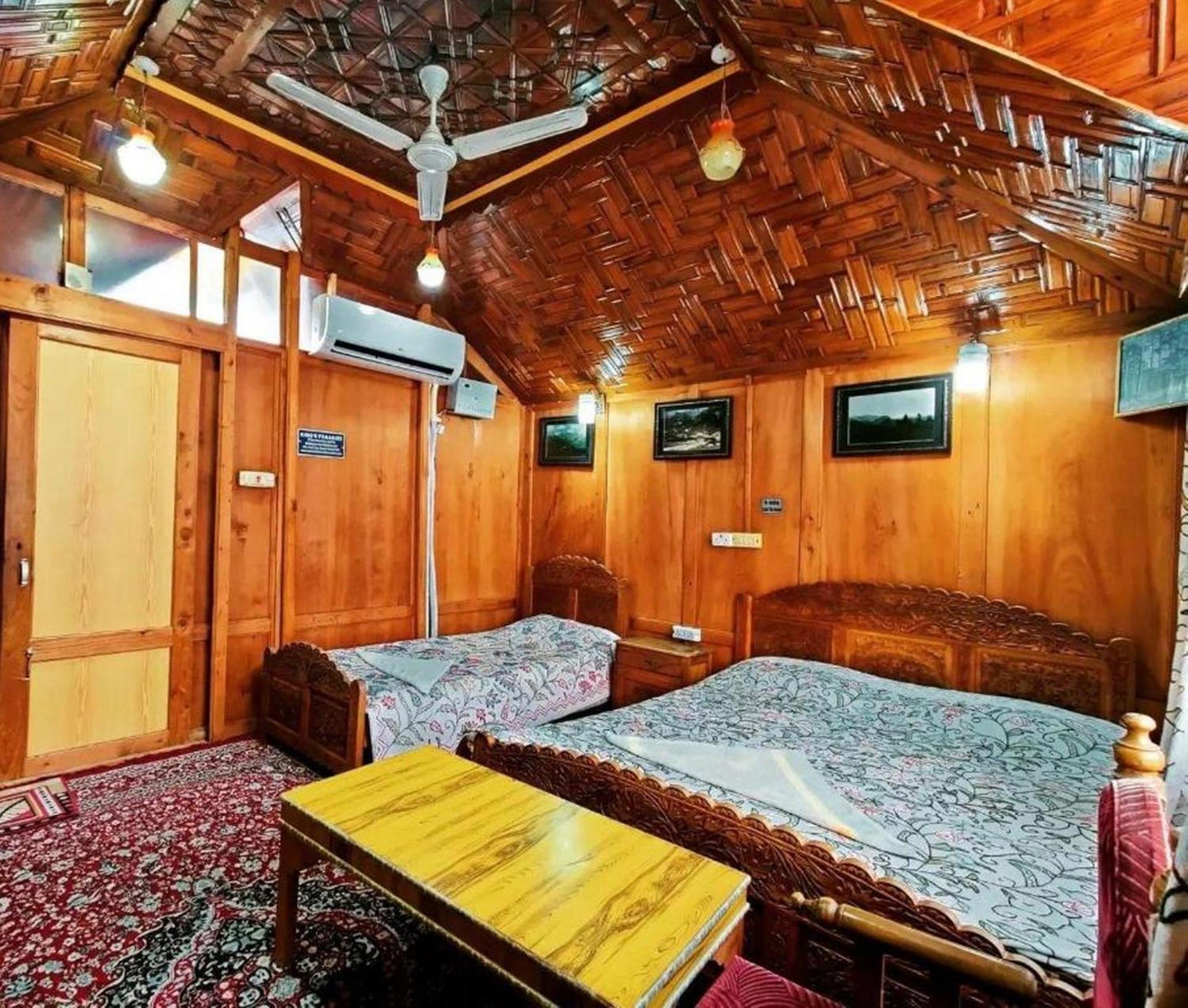 The Heritage Group Of Houseboats Σριναγκάρ Εξωτερικό φωτογραφία