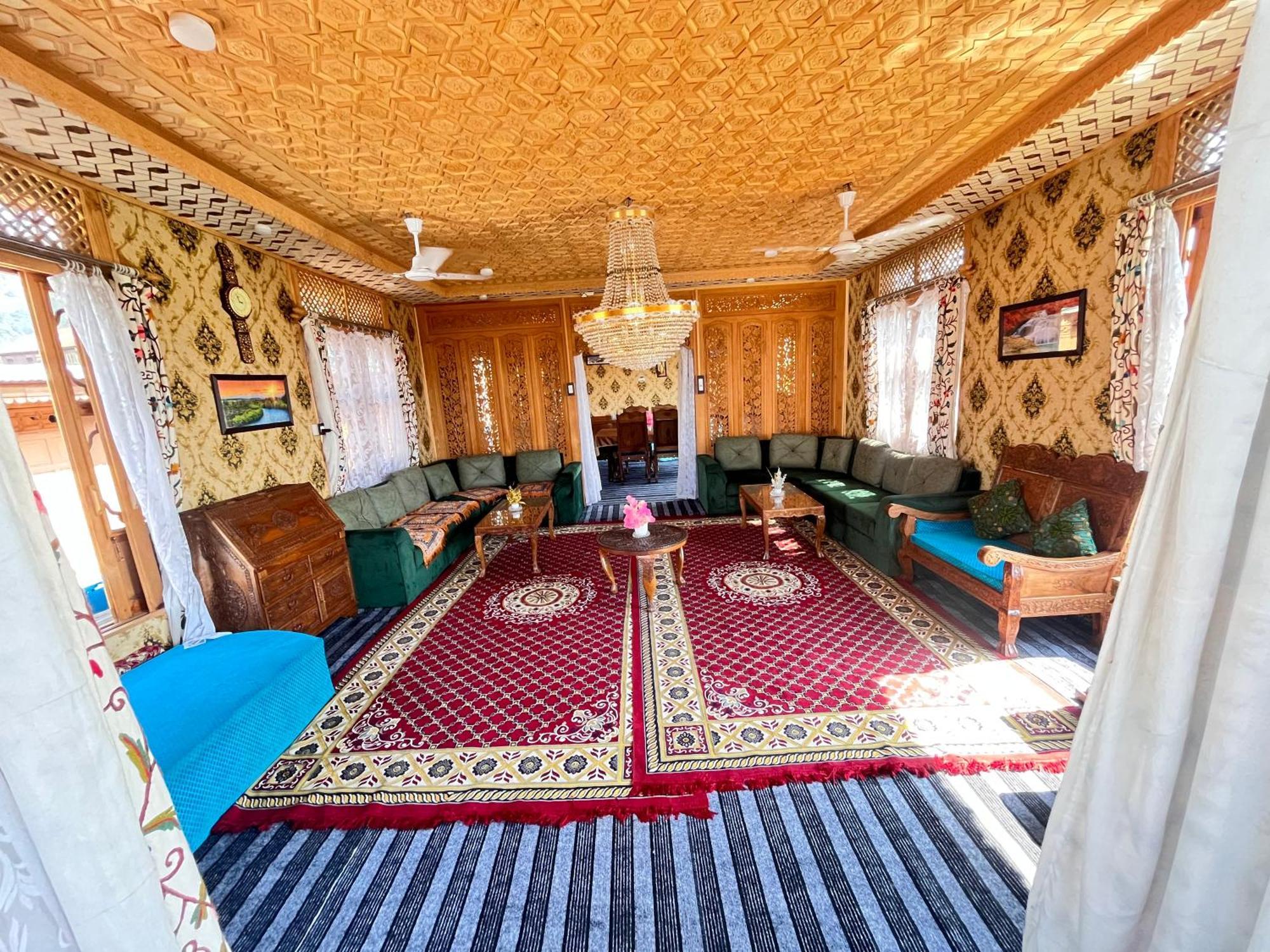 The Heritage Group Of Houseboats Σριναγκάρ Εξωτερικό φωτογραφία